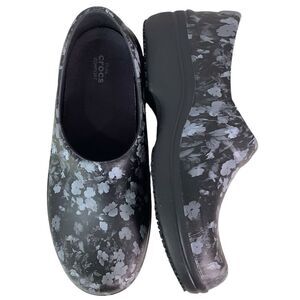 Crocs Neria Pro II Clogs Slip Resistant Work Gray Black Floral WOMENS Sz W11